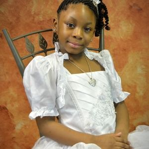 Meet your Posher, Cherry